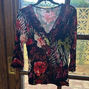 Floral V-Neck Women's Top - Black and Red